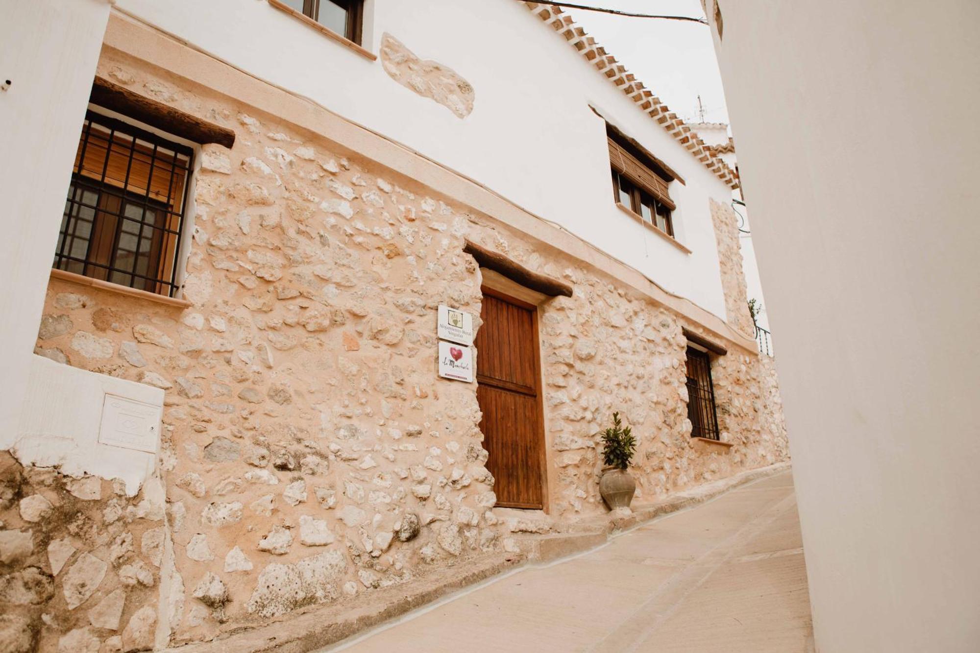 Gospodarstwo wiejskie Casa Cueva Tinajas De Naya *
